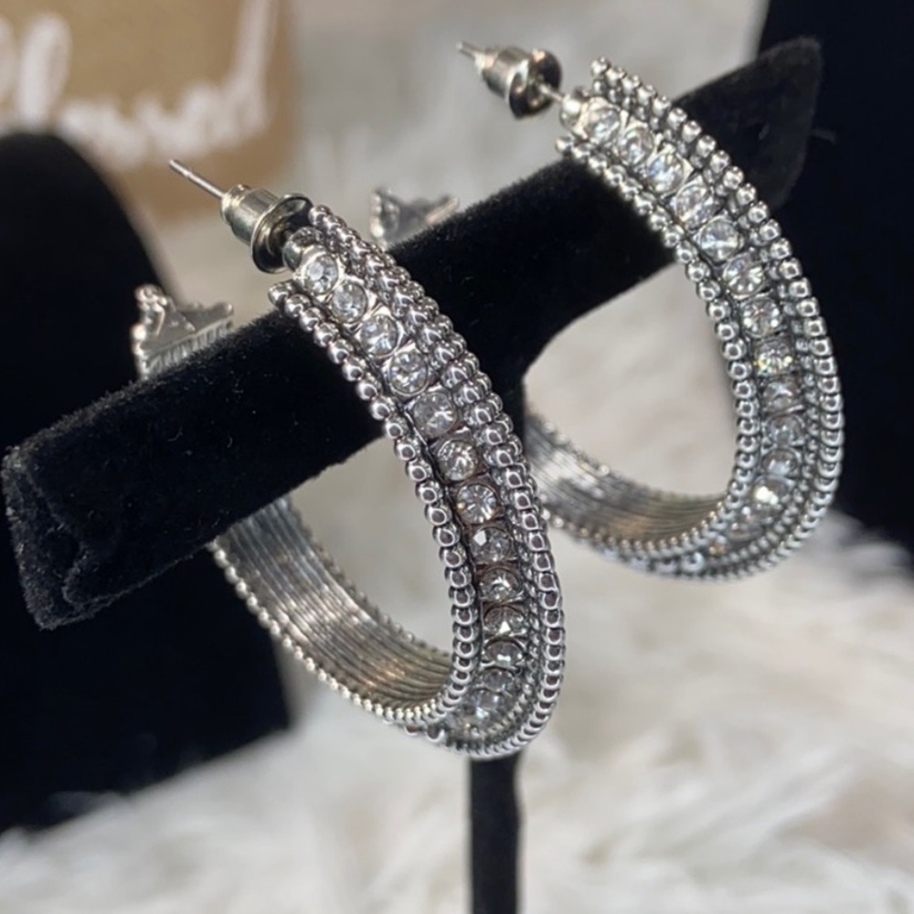 ✨ Retro Reverberation Rhinestone Hoop Earrings ✨ - Picture 6 of 10
